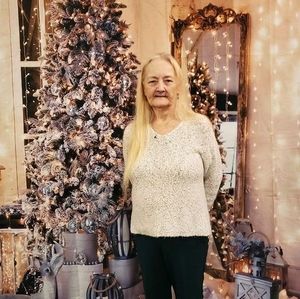 Meet your Posher, Sandi